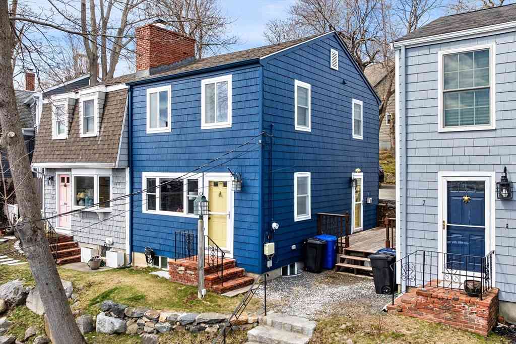 Condo For Sale - 6 Prospect Ct #6<br/> Marblehead, MA 01945