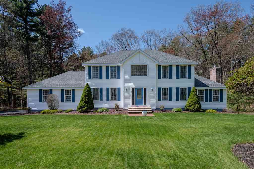 Homes For Sale - 41 Indian Hill Rd<br/> Middlesex County, Dracut, MA 01826