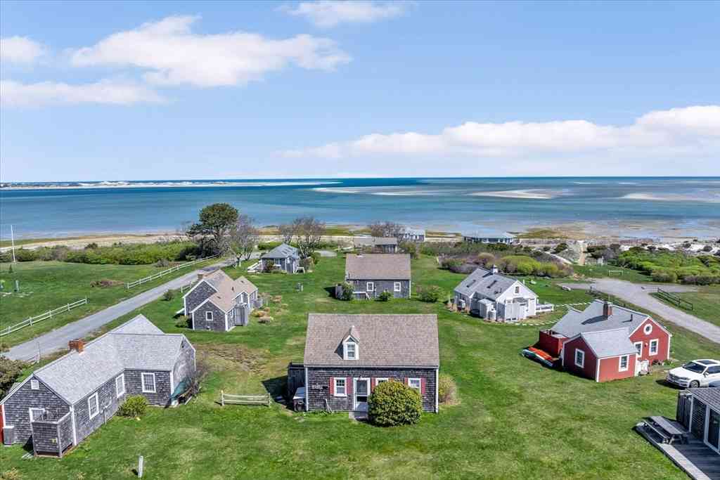 Condo For Sale - 12 Vanduzer Rd #8<br/> Barnstable, MA 02630