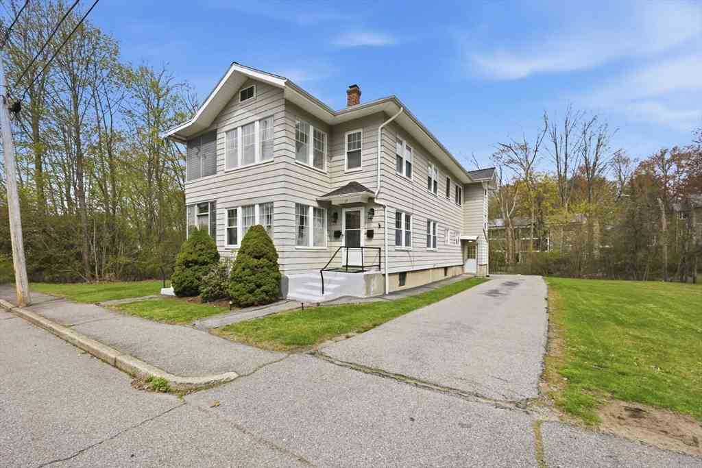 Multifamily For Rent - 17 Upland Ave<br/> Webster, MA 01570