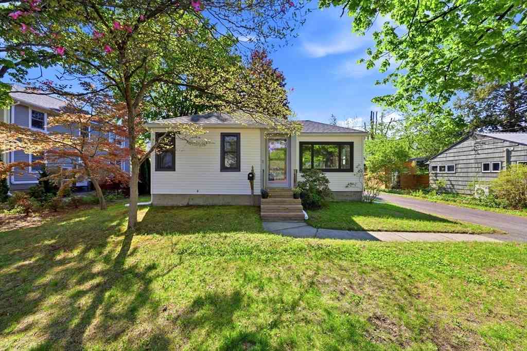 Homes For Sale - 78 Forbes Ave<br/> Northampton, MA 01060