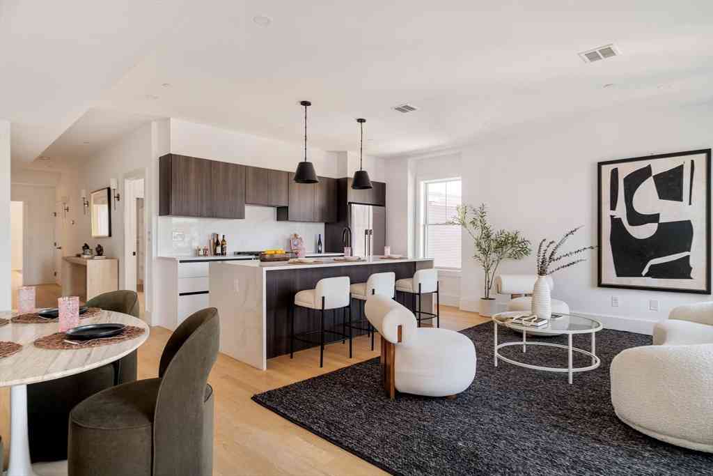 Condo For Sale - 30-32 Condor St #5<br/> Boston, MA 02128