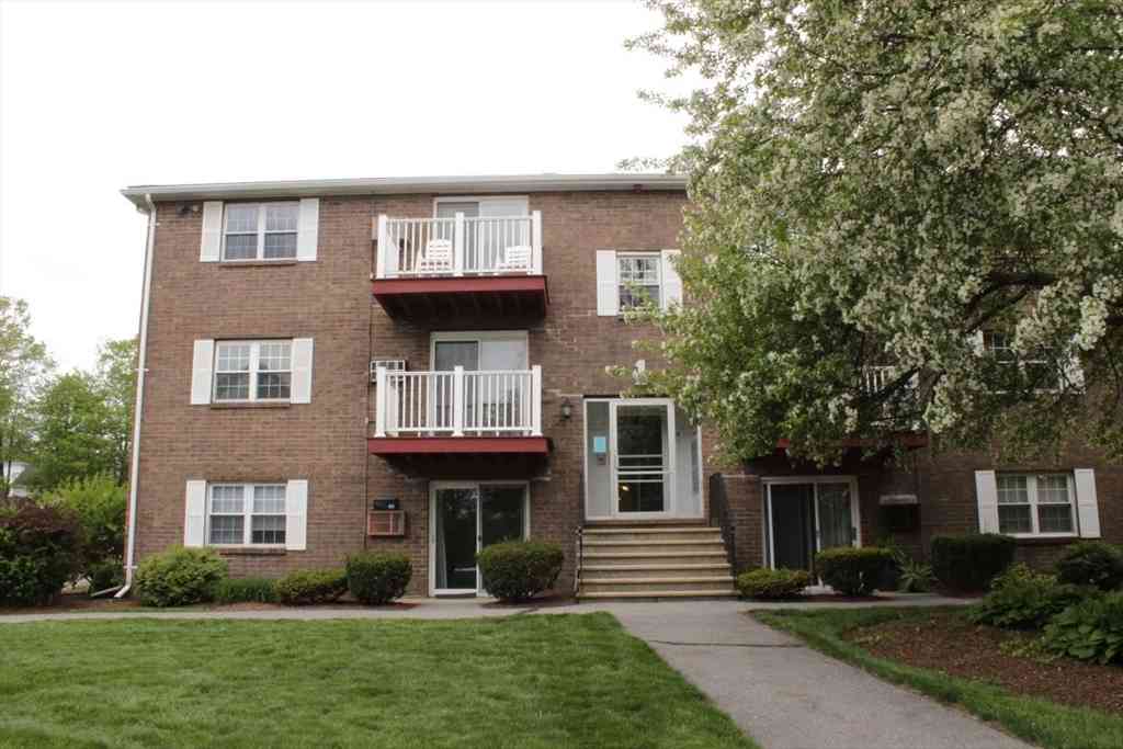 Condo For Sale - 1 Brown Ave #41<br/> Amesbury, MA 01913