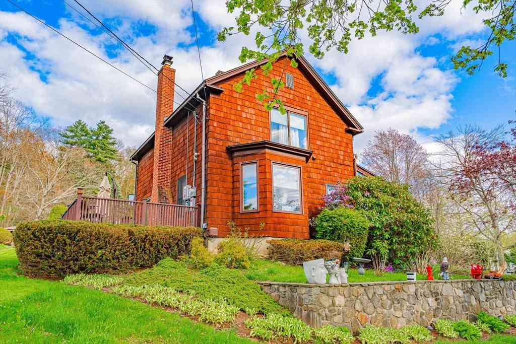 Homes For Sale - 257 Ashby State Rd<br/> Fitchburg, MA 01420