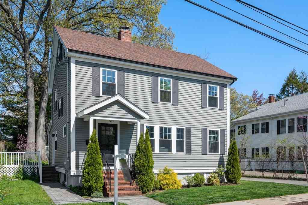 Homes For Sale - 15 Searle Road<br/> Boston, MA 02132