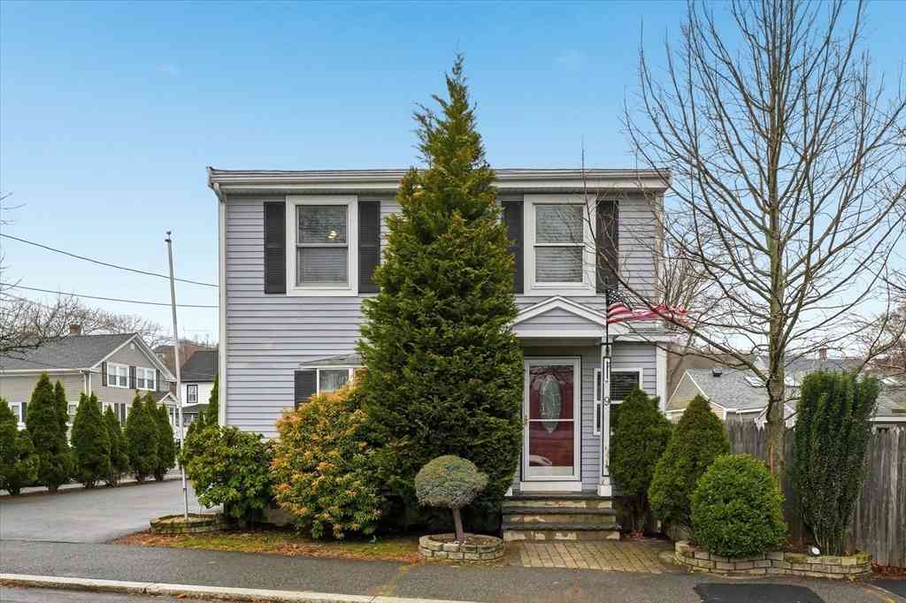 Homes For Sale - 9 Saunders Road<br/> Lynn, MA 01904