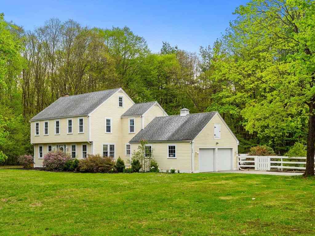 Homes For Sale - 156 Washington St<br/> Essex County, Boxford, MA 01921