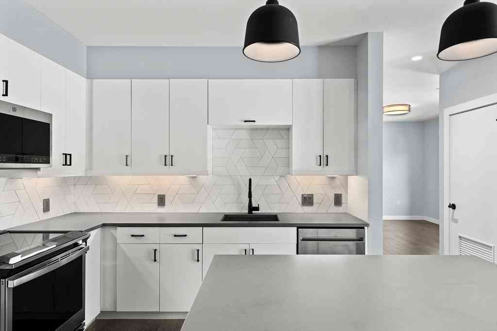 Apartment For Rent - 54 Auburn #100<br/> Brookline, MA 02446