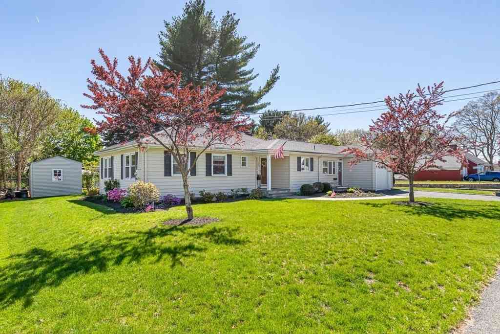 Homes For Sale - 255 E Cross St<br/> Norfolk County, Norwood, MA 02062