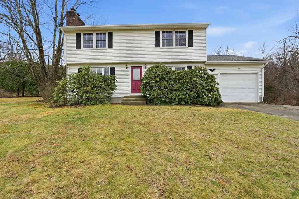 Homes For Sale - 82 Stagecoach Rd<br/> Hampshire County, Amherst, MA 01002