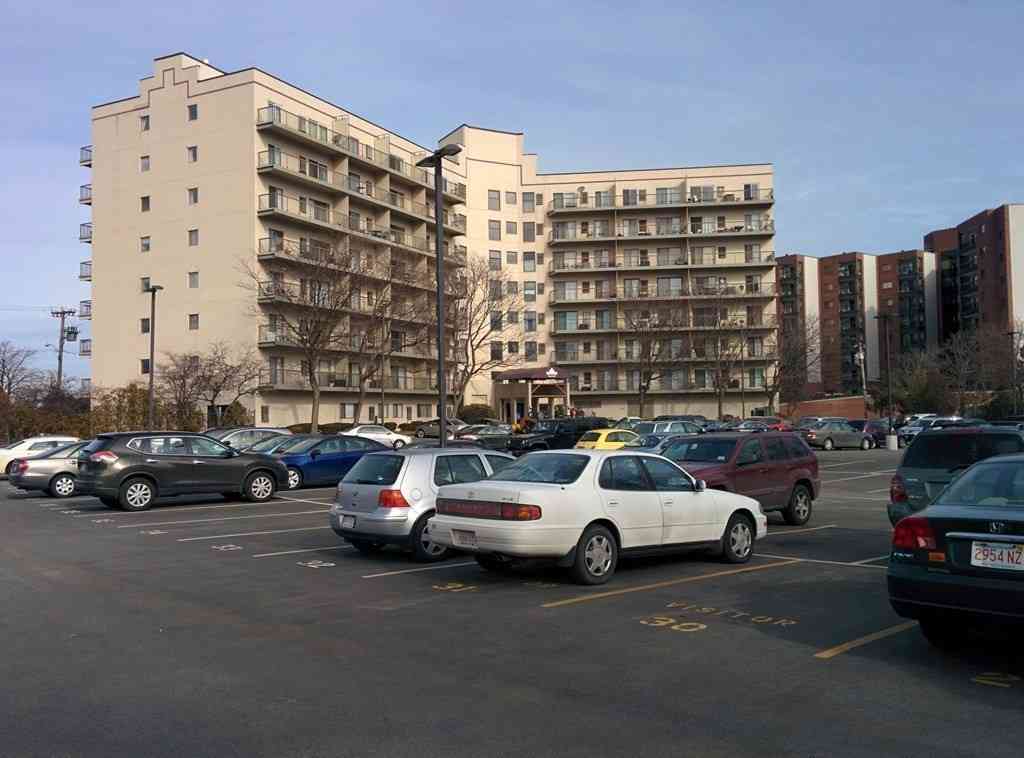 Condo For Rent - 133 Commander Shea Blvd #802<br/> Quincy, MA 02171