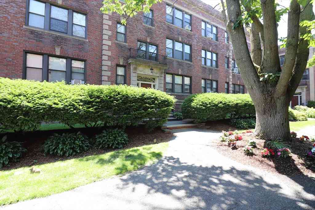 Apartment For Rent - 38 Park St #B12<br/> Brookline, MA 02446