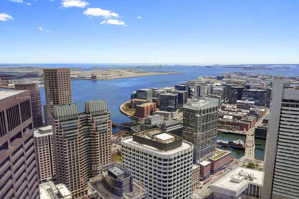 Condo For Sale - 240 Devonshire Street #4208<br/> Boston, MA 02110