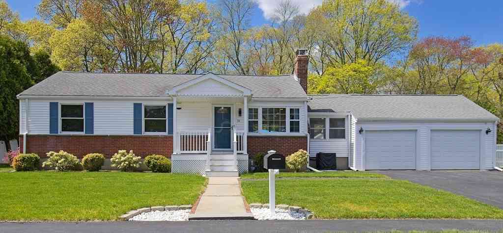 Homes For Sale - 31 Brierwood Rd<br/> Braintree, MA 02184