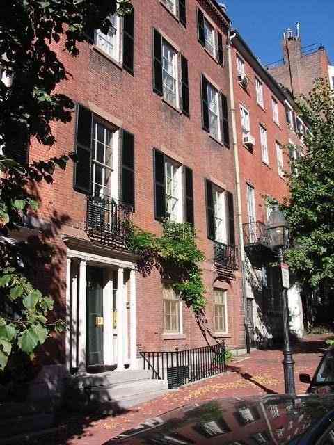 Apartment For Sale - 13 Chestnut St #1<br/> Boston, MA 02108