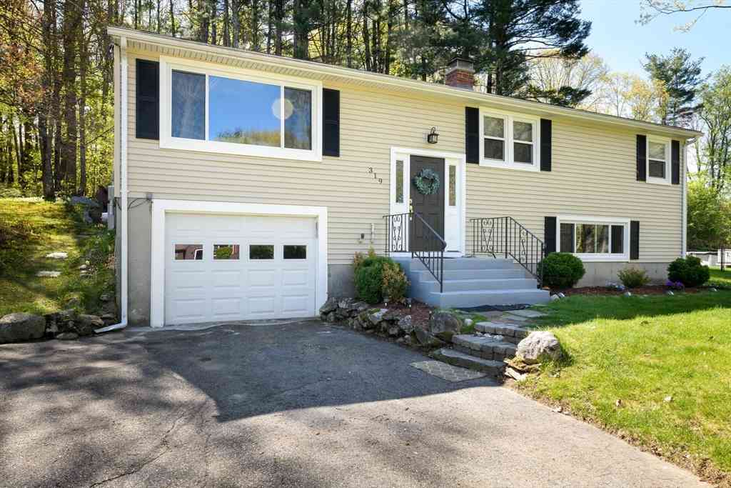 Homes For Sale - 319 Malden Street<br/> Worcester County, Holden, MA 01520