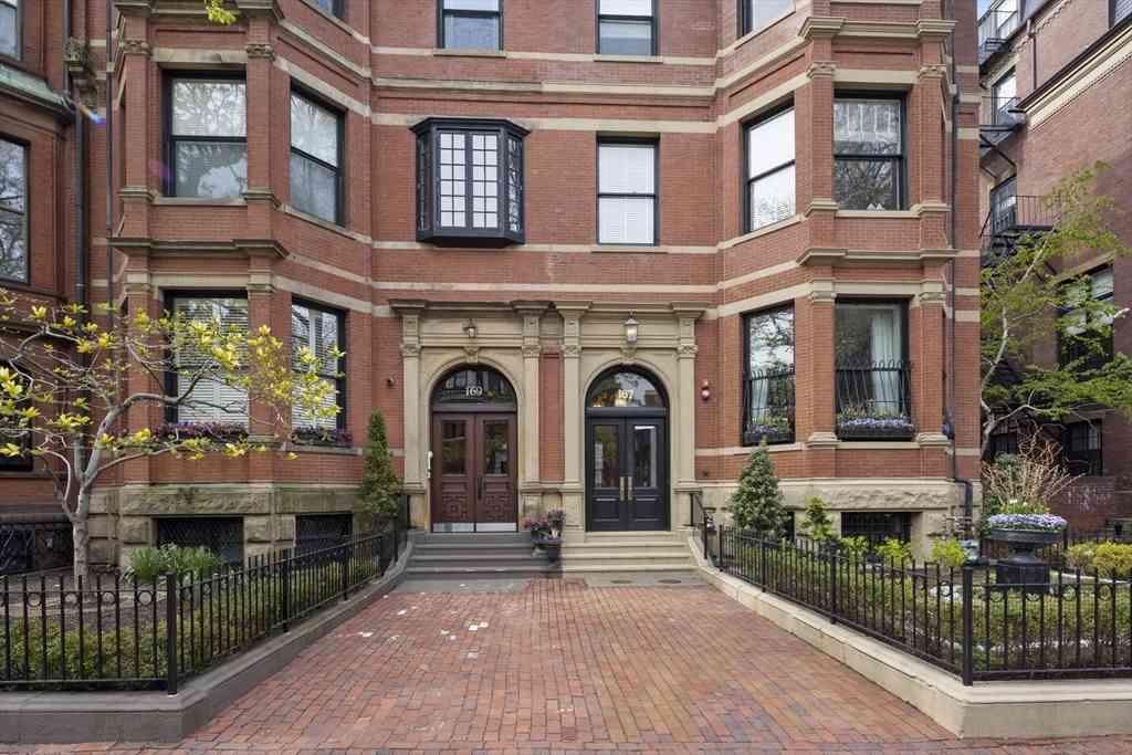 Condo For Sale - 167 Marlborough #1<br/> Boston, MA 02115