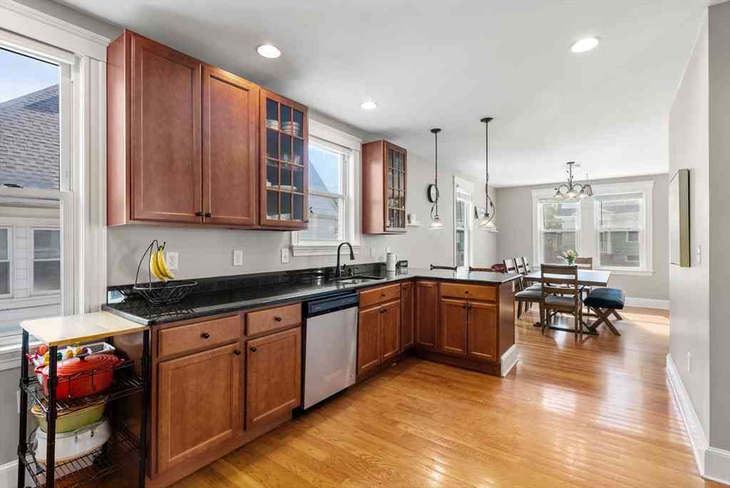 Condo For Sale - 7 Harriet Ave #7<br/> Belmont, MA 02478
