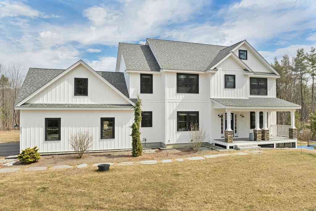Homes For Sale - 453 Maple Street<br/> Hopkinton, NH 03229
