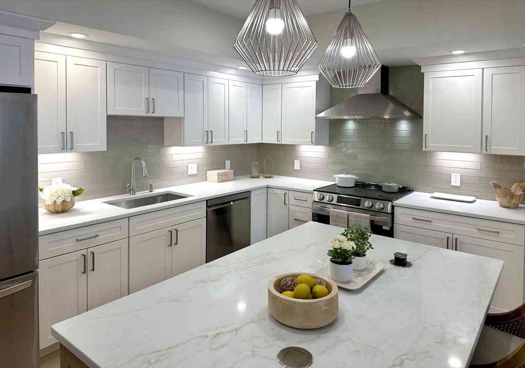 Condo For Sale - 50 Balch St #405<br/> Beverly, MA 01915