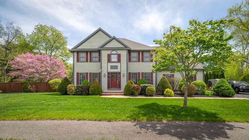 Homes For Sale - 3 Meeting Place Circle<br/> Beverly, MA 01915
