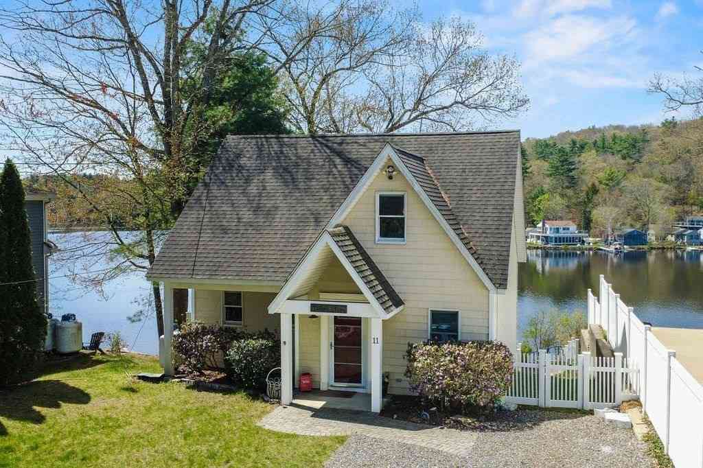 Homes For Sale - 11 Shore Dr<br/> Hampden County, Holland, MA 01521