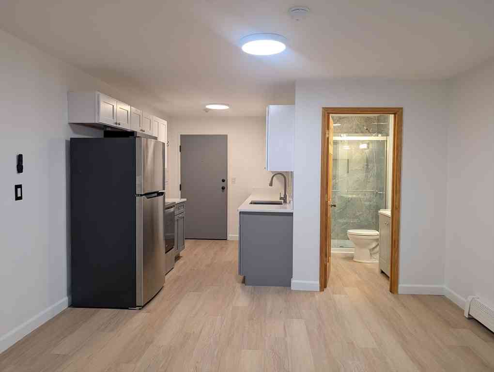 Condo For Sale - 420 Woodward Rd #19<br/> North Providence, RI 02904