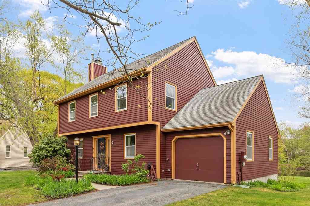 Homes For Sale - 14 Oriole Circle<br/> Shrewsbury, MA 01545