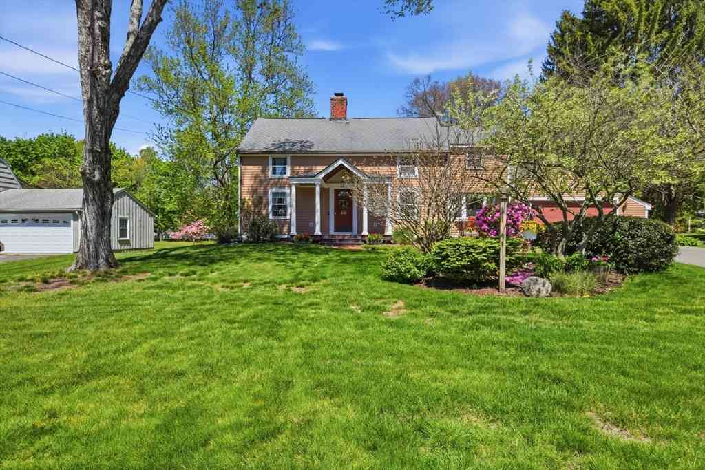 Homes For Sale - 20 Arbor Ln<br/> Hampden County, Wilbraham, MA 01095