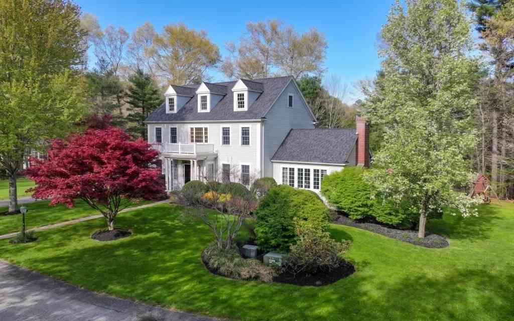Homes For Sale - 3 Brattle Rd<br/> Plymouth County, Norwell, MA 02061