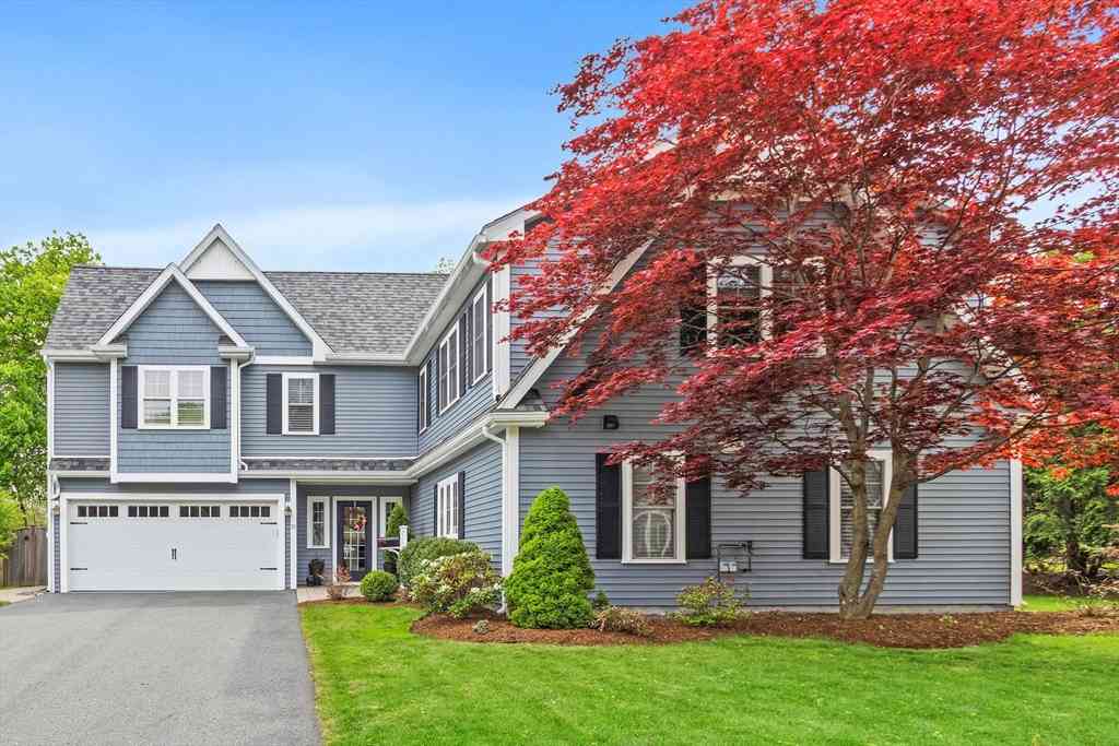 Homes For Sale - 17 Bradford Rd<br/> Natick, MA 01760