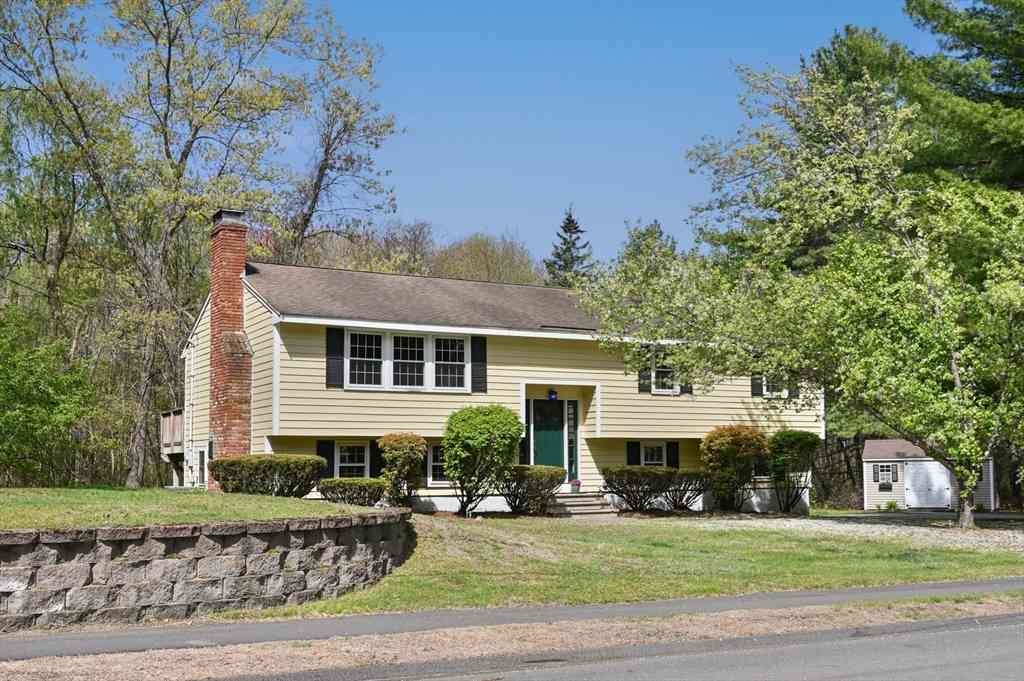 Homes For Sale - 26 Hillview Rd<br/> Middlesex County, North Reading, MA 01864