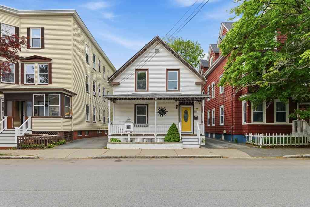 Homes For Sale - 111 Adams St<br/> Lynn, MA 01902