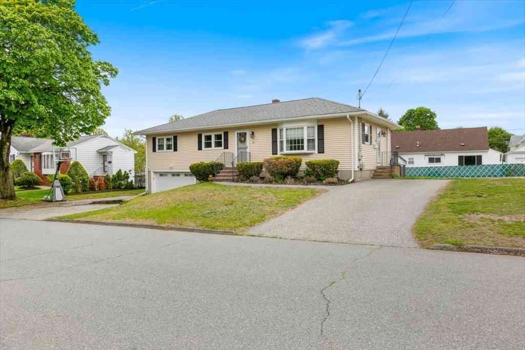 Homes For Sale - 15 Erhardt Terrace<br/> Methuen, MA 01844