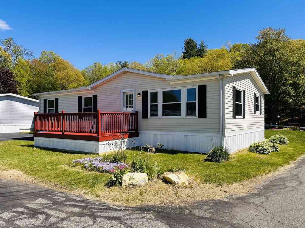 Mobile Home For Sale - 93 Grochmal Ave #119<br/> Hampden County, Springfield, MA 01150