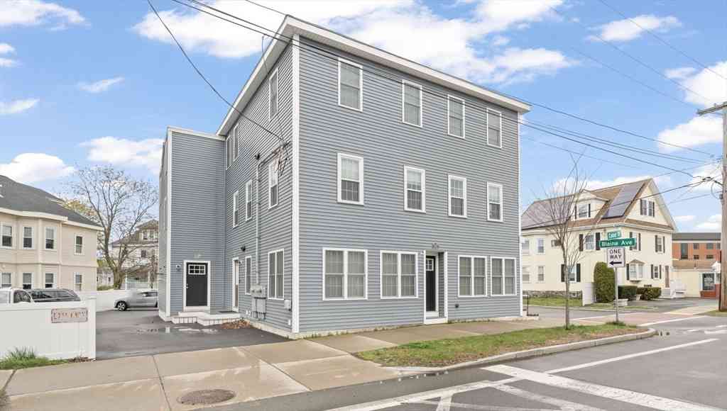 Condo For Sale - 492 Cabot Street #1A<br/> Beverly, MA 01915