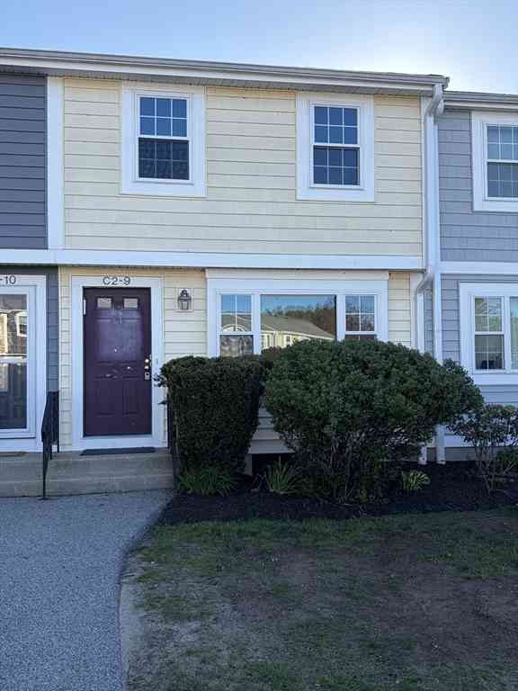 Condo For Sale - 9 Lydon Ln #C2<br/> Halifax, MA 02338