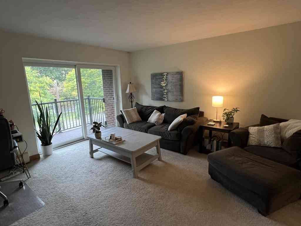 Apartment For Rent - 2340 Commonwealth Ave. #2-3<br/> Newton, MA 02466