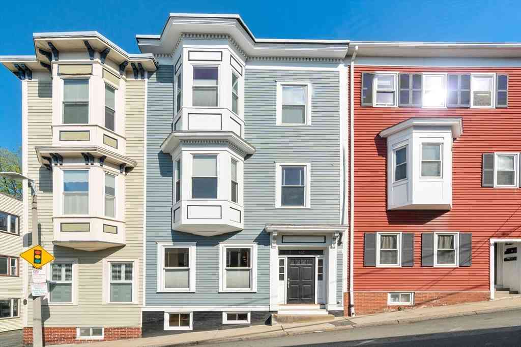 Condo For Sale - 12 School St #1<br/> Boston, MA 02129
