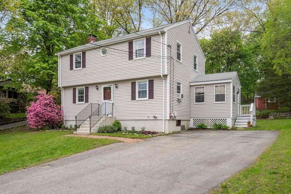 Homes For Sale - 4 Brigham Ct<br/> Natick, MA 01760
