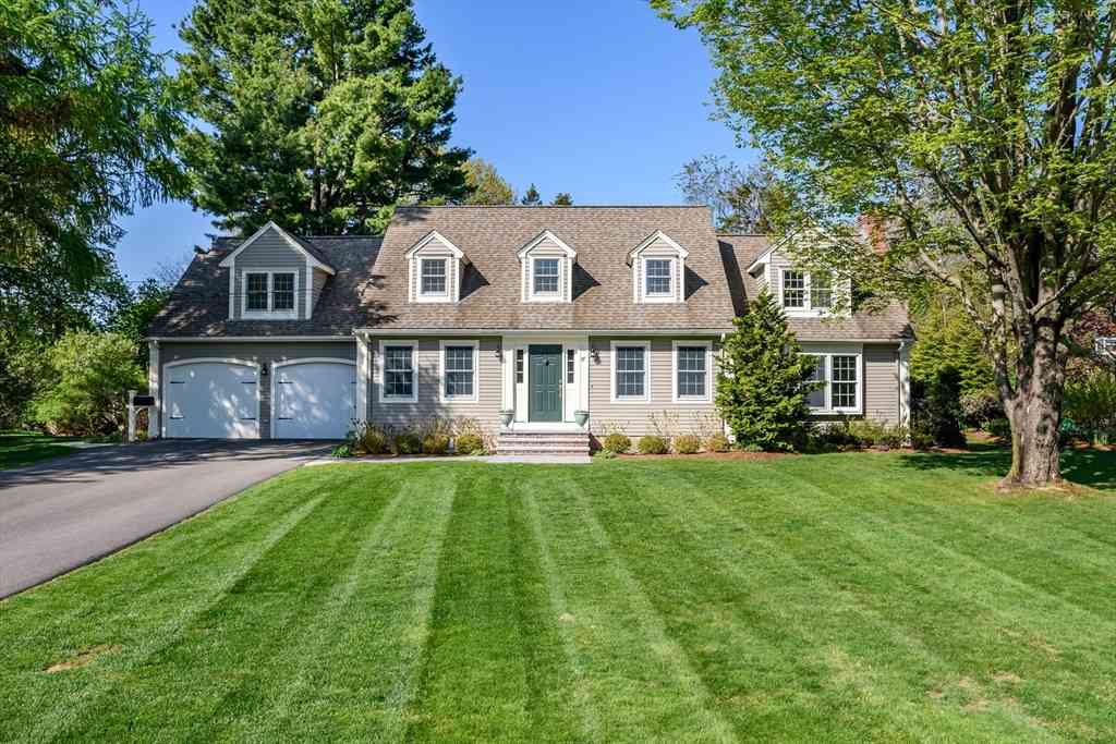 Homes For Sale - 17 Lancaster Drive<br/> Westwood, MA 02090
