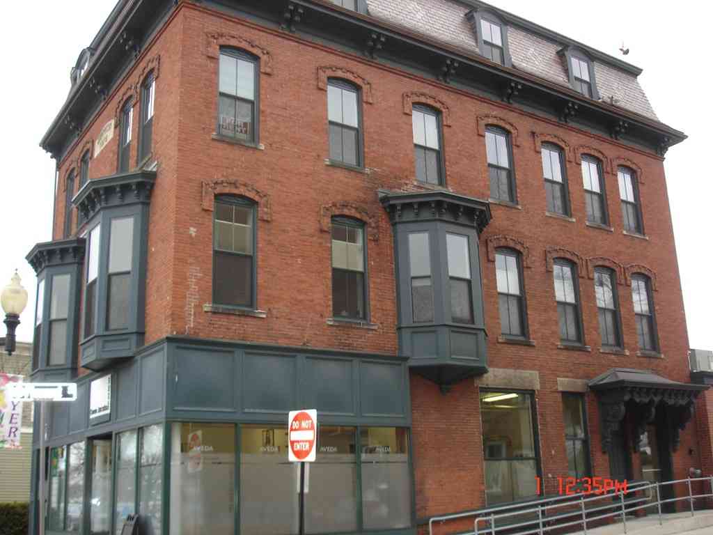 Apartment For Rent - 49 Main Street #6<br/> Ayer, MA 01432