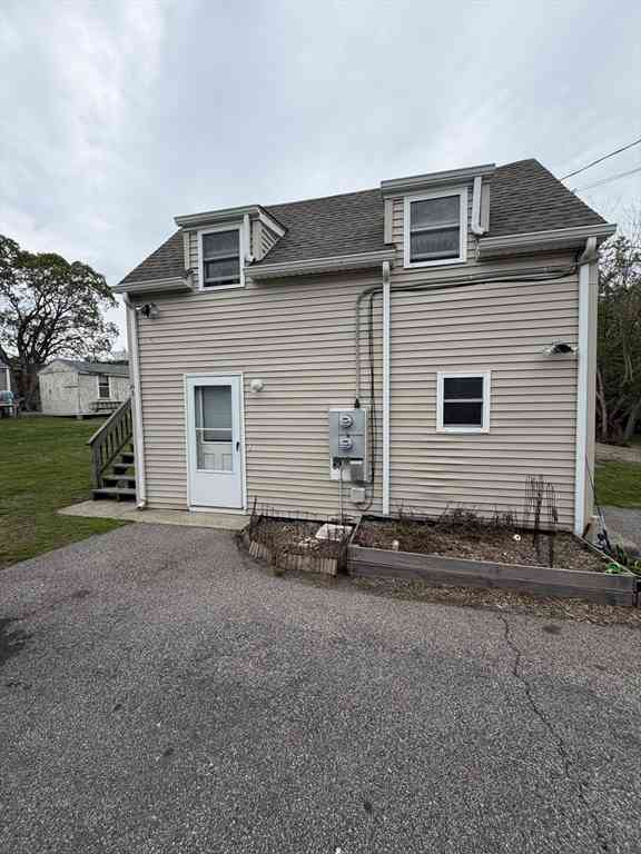 Apartment For Rent - 24 Child Street #A<br/> Portsmouth, RI 02871