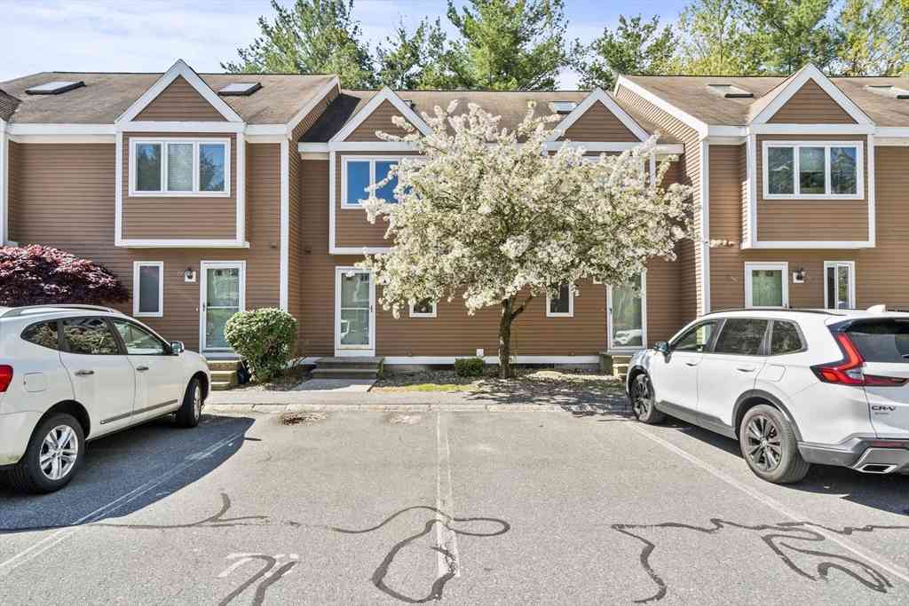 Condo For Sale - 78 Steeplechase Ct #78<br/> Haverhill, MA 01832