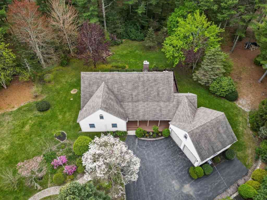Homes For Sale - 83 Micajah Pond Rd<br/> Plymouth, MA 02360