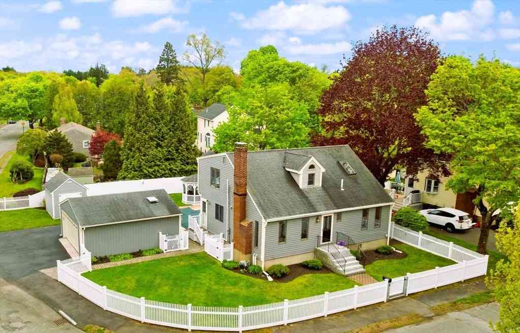 Homes For Sale - 51 Millbrook Road<br/> Beverly, MA 01915