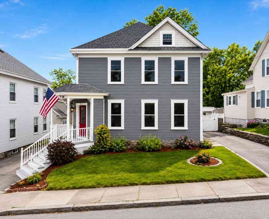 Homes For Sale - 261 Third St<br/> Middlesex County, Lowell, MA 01850
