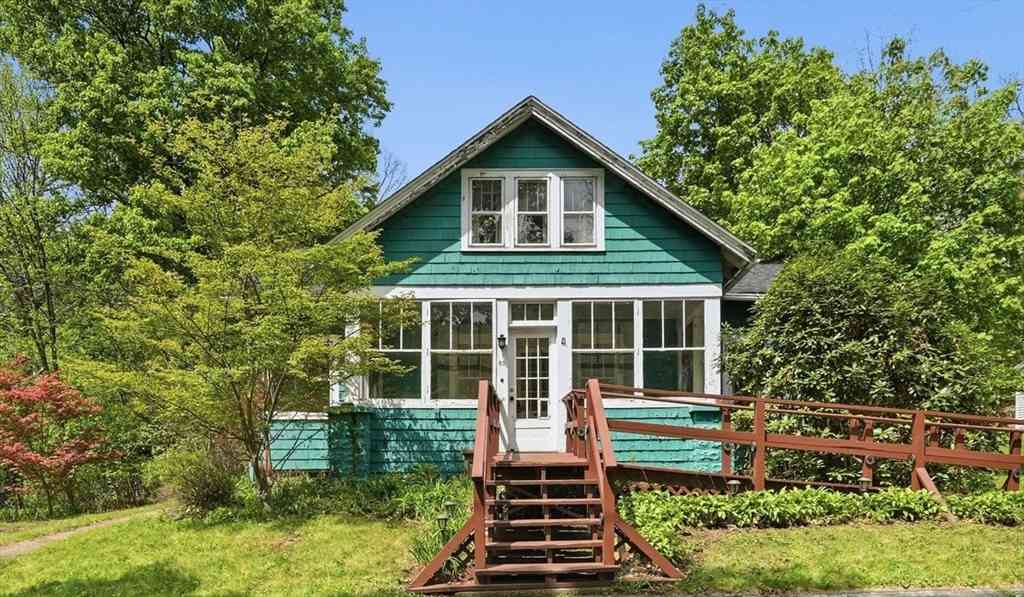 Homes For Sale - 60 Spaulding St<br/> Hampshire County, Amherst, MA 01002