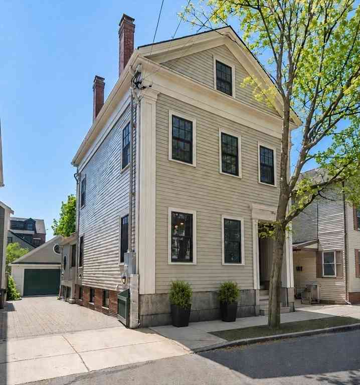 Homes For Sale - 138 Thorndike St<br/> Cambridge, MA 02141