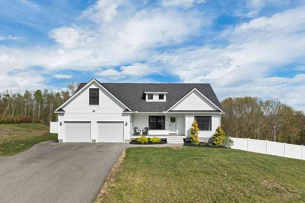 Homes For Sale - 85 Kennybeck Court<br/> New Ipswich, NH 03071